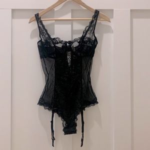 Brand NWOT black VS teddy